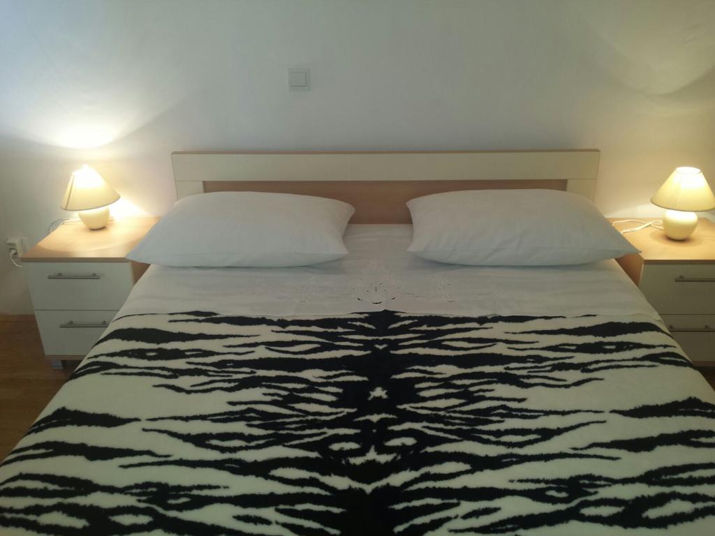 Apartman Gelic Makarska Ngoại thất bức ảnh