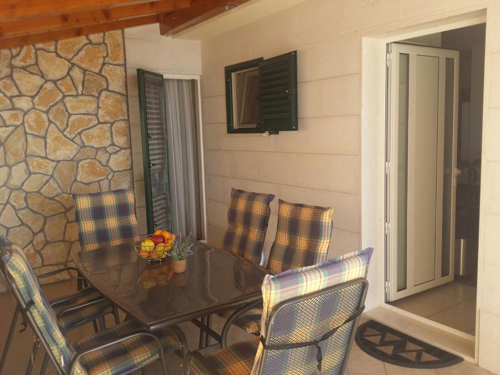 Apartman Gelic Makarska Ngoại thất bức ảnh