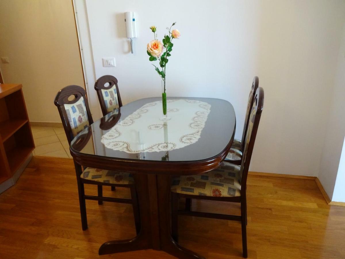 Apartman Gelic Makarska Ngoại thất bức ảnh